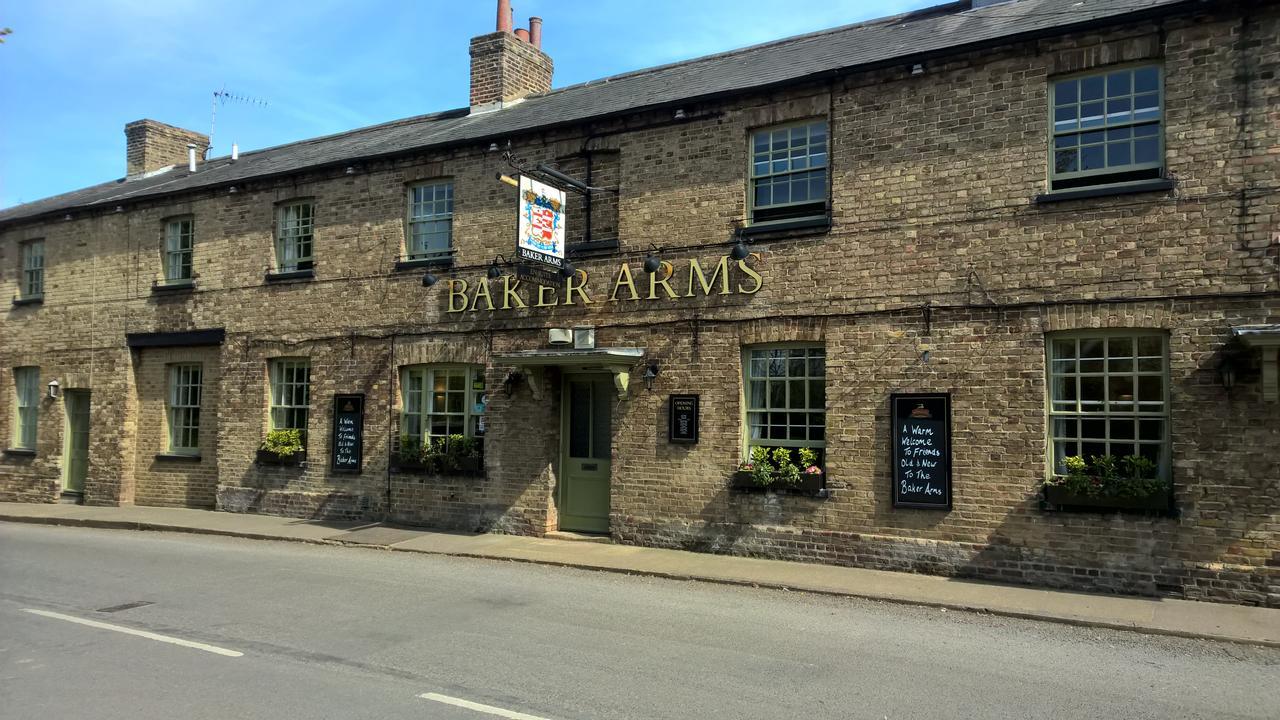 Hotel Baker Arms Hertford Zewnętrze zdjęcie