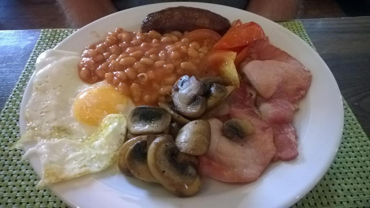 Hotel Baker Arms Hertford Zewnętrze zdjęcie