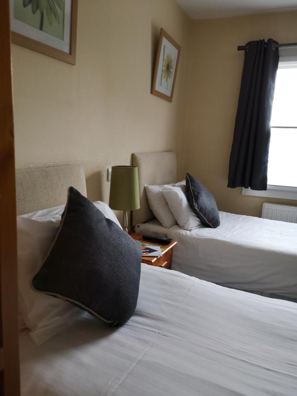 Hotel Baker Arms Hertford Zewnętrze zdjęcie